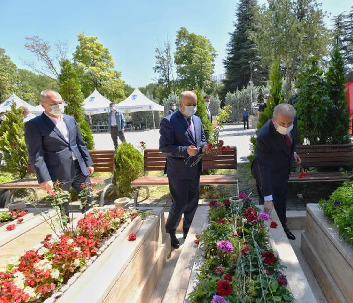 Son dakika haberi: TBMM Başkanı Şentop\'tan 15 Temmuz Şehitliği ziyareti