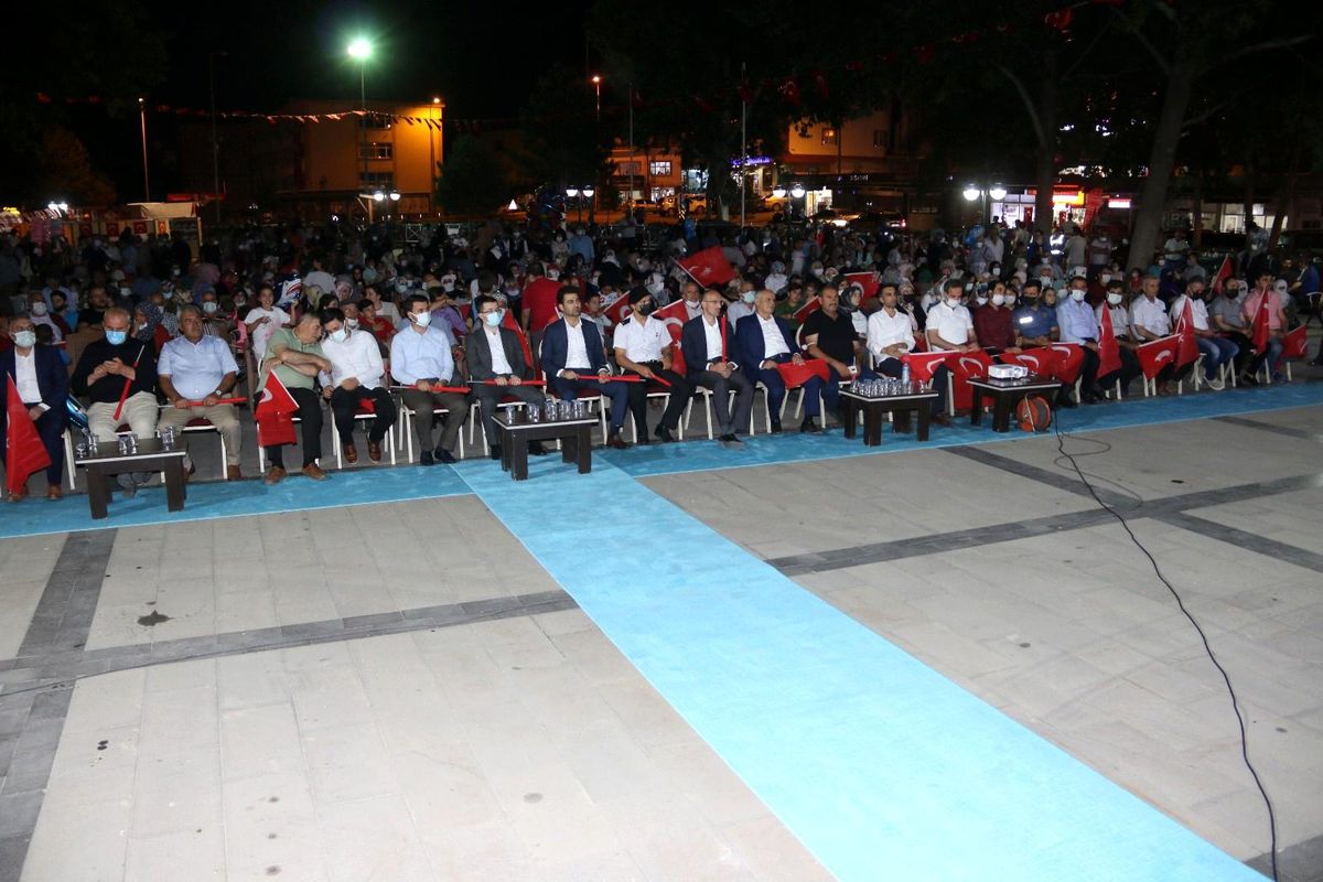 Yahyalı\'da 15 Temmuz şehitleri dualarla anıldı