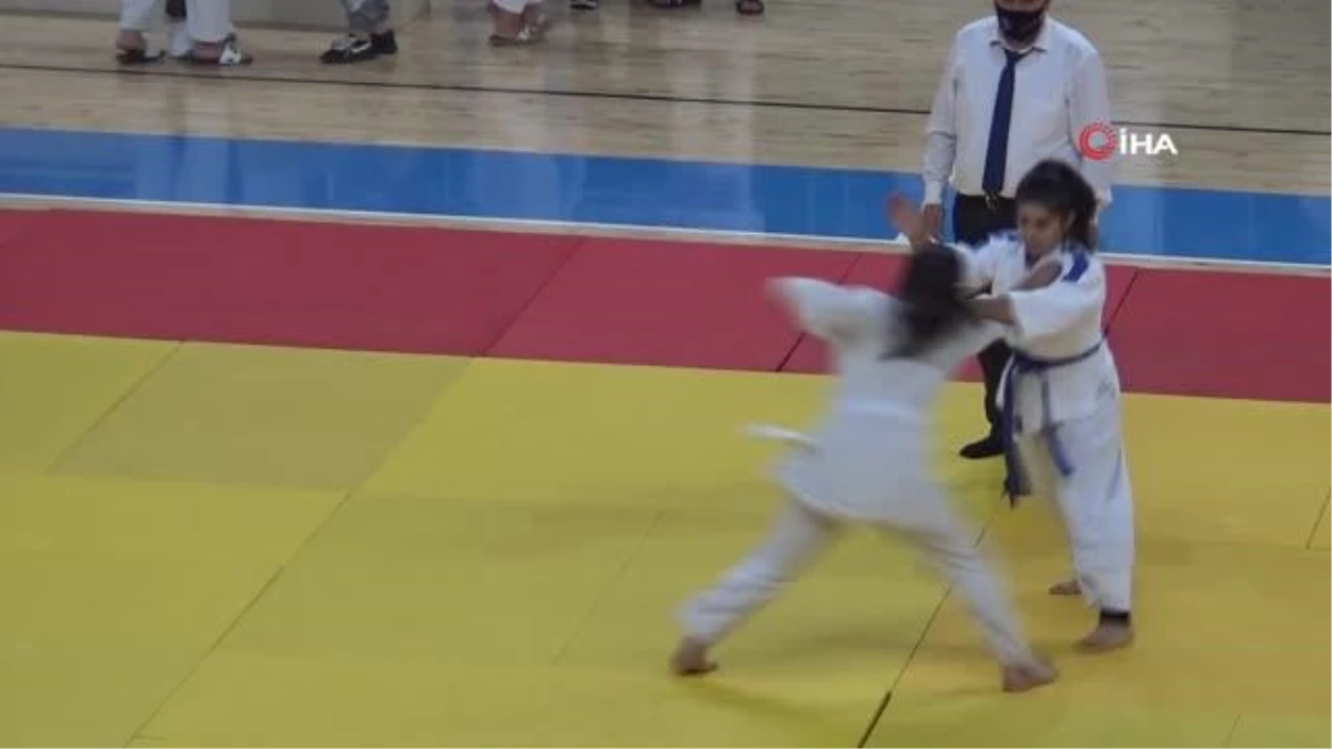 Yıldızlar Judo turnuvası sona erdi