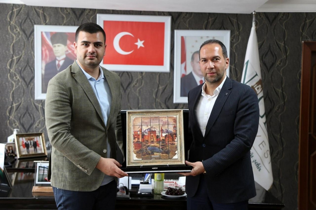 AK Parti Gençlik Kolları Genel Başkanından Niğde\'ye ziyaret
