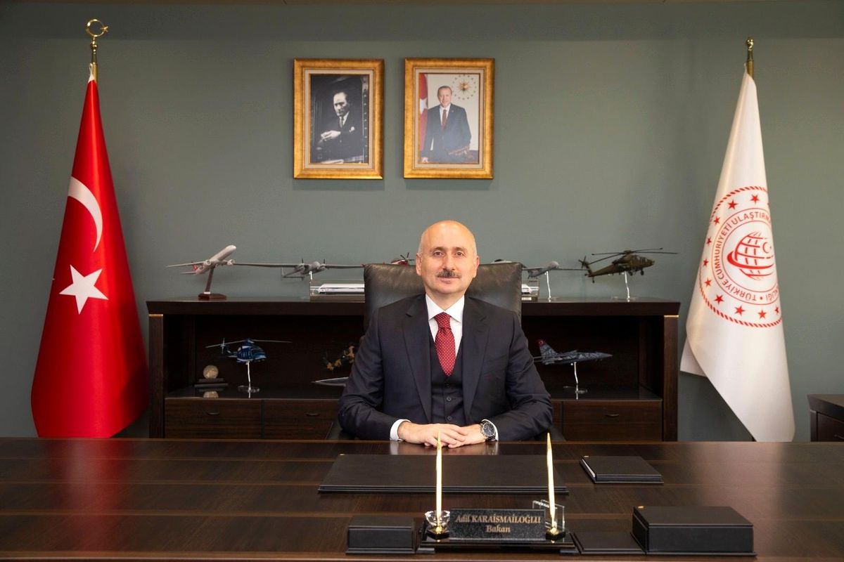 Son Dakika | Bakan Karaismailoğlu: "68 bin 577 km yolda, bin ekip, 5 bin 383 personel, bin 513 makine ile görev yapılacak"