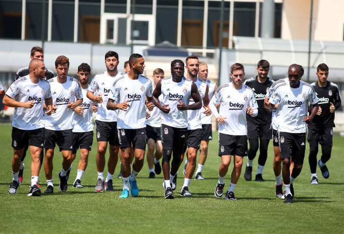 Beşiktaş\'ta yeni sezon hazırlıkları devam ediyor