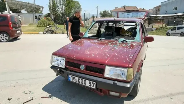 Bisikletli gençlerin dondurma sevdası kazaya dönüştü: 3 yaralı