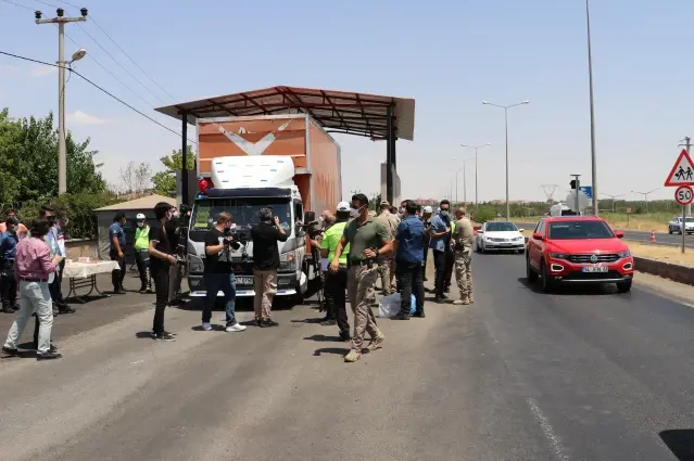 Diyarbakır Valisi Karaloğlu, bayram tatili trafiğini havadan ve karadan denetledi