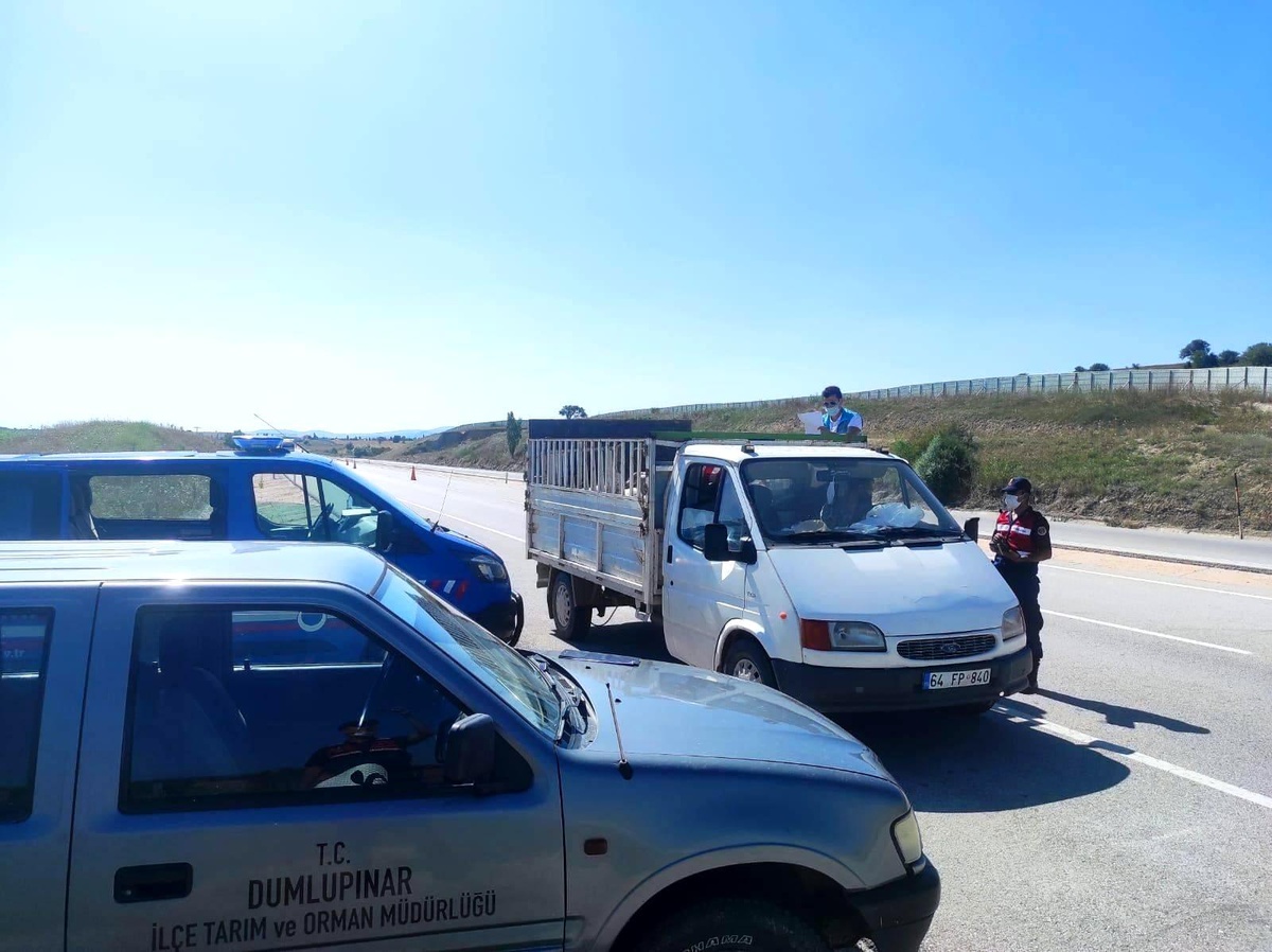 Dumlupınar\'da kurbanlık sevkiyatı denetimi