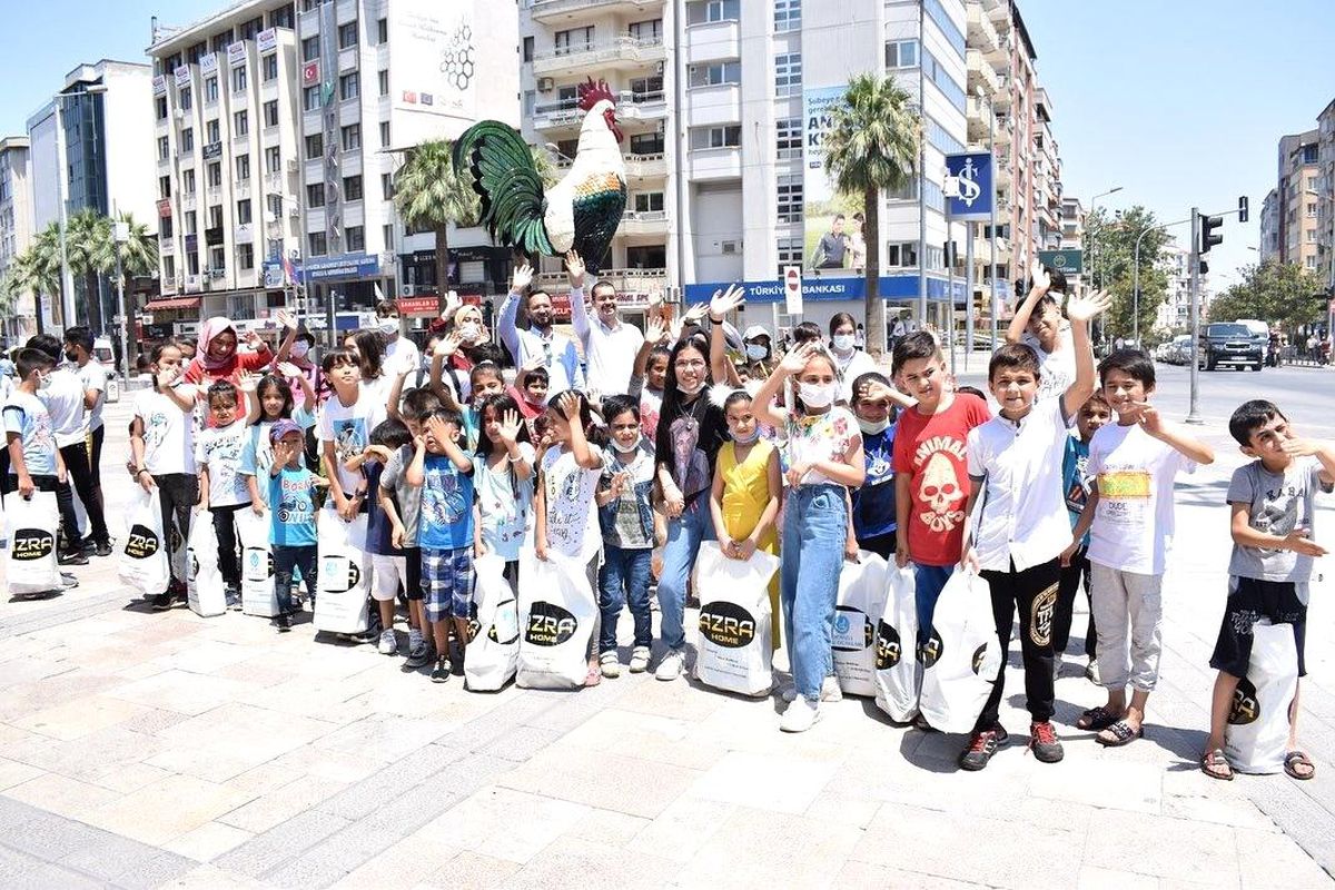 Minikler bayram öncesi sevindirildi