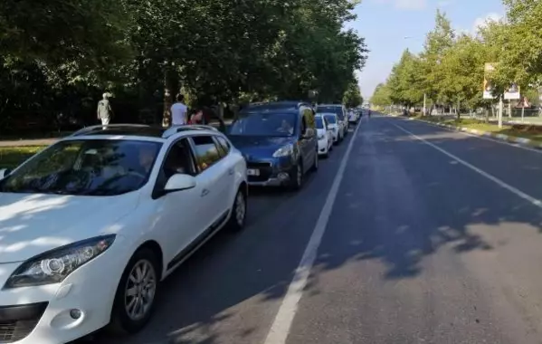 Tekirdağ'da feribot iskelesinde bayram tatili yoğunluğu