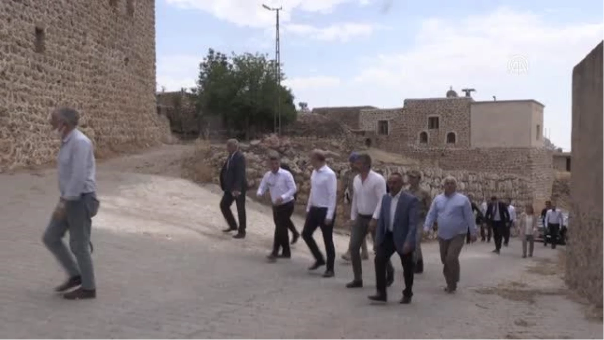 AK Parti Genel Başkan Yardımcısı Ömer İleri, Süryani köyünü ziyaret etti
