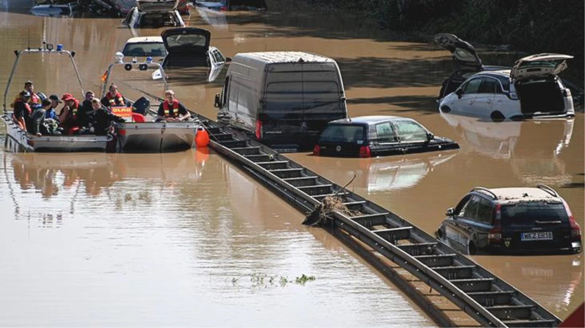 Sel felaketinde bilanço ağırlaşıyor! Yaşamını kaybedenlerin sayısı 156\'ya yükseldi