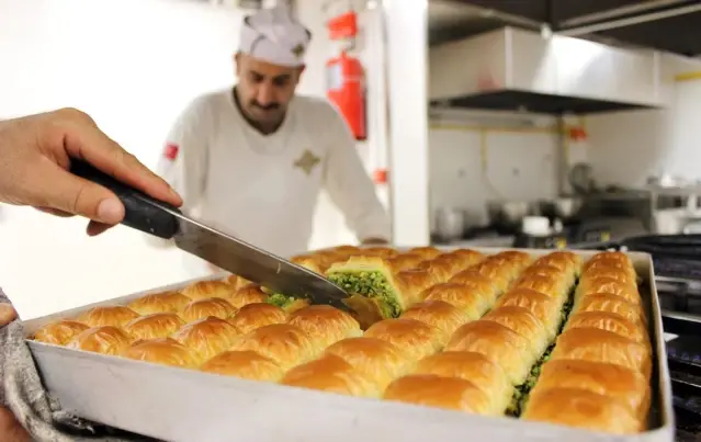 Antakya baklavası Gaziantep baklavasına rakip oldu Antakya baklavası Gaziantep baklavasına rakip oldu