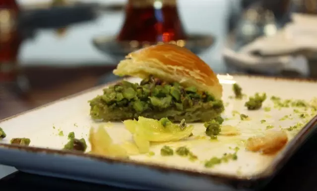 Antakya baklavası Gaziantep baklavasına rakip oldu Antakya baklavası Gaziantep baklavasına rakip oldu