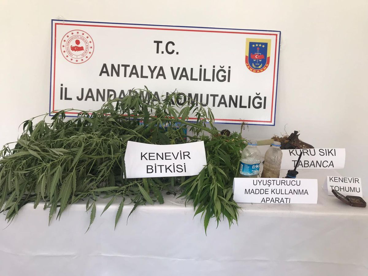 Antalya\'daki uyuşturucu operasyonunda bir şüpheli yakalandı