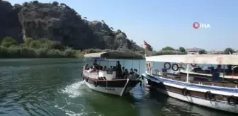 Dalyan'da bayram yoğunluğu başladı