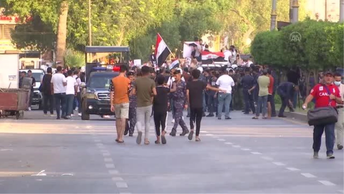 Irak\'ta hükümet karşıtı gösteri