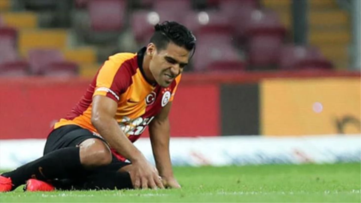 PSV maçının hazırlıklarını sürdüren Galatasaray\'da Falcao sakatlığı sebebiyle antrenmana katılmadı