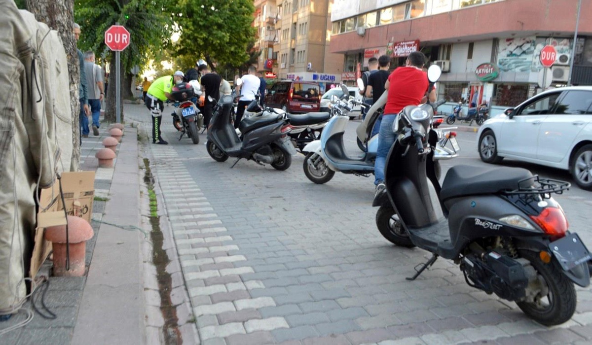 Tavşanlı\'da bayram öncesi asayiş ve motosiklet denetimleri