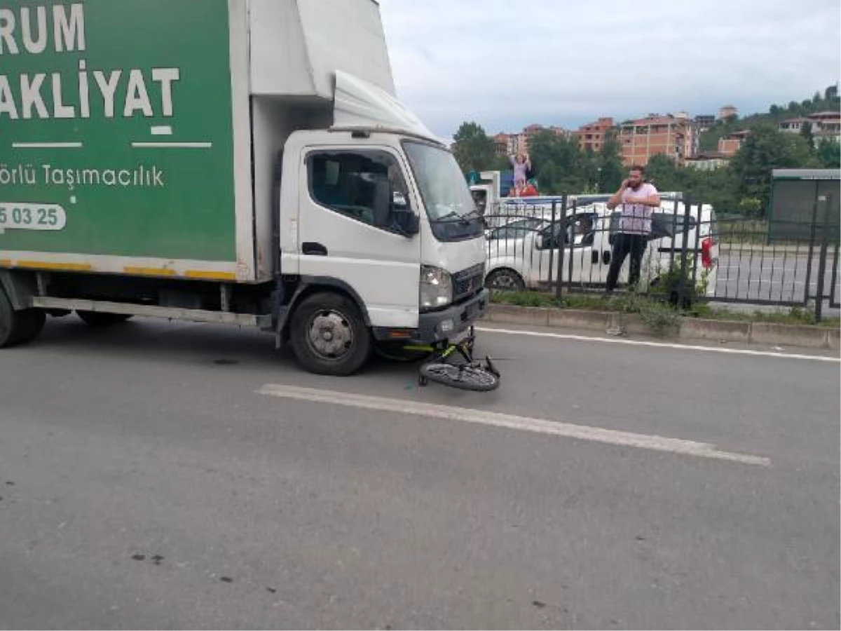 Son dakika haberleri: Yarışmadan kazandığı bisikletiyle kamyonetin altında kalan Zümranur, yaralandı