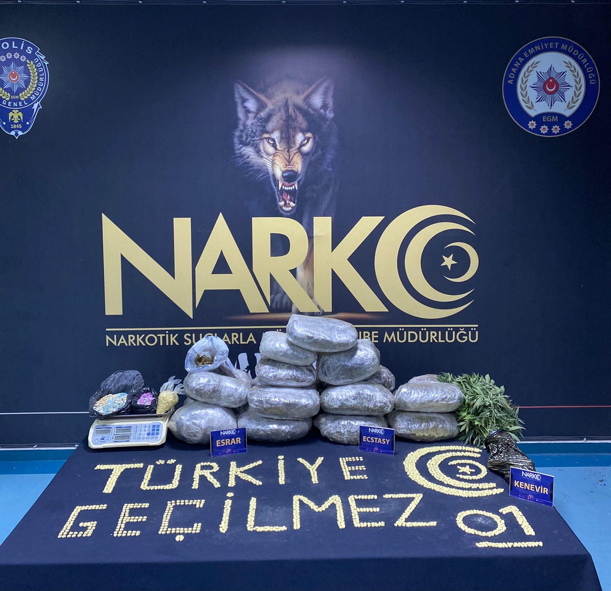 Adana\'da uyuşturucu operasyonlarında 163 zanlı yakalandı