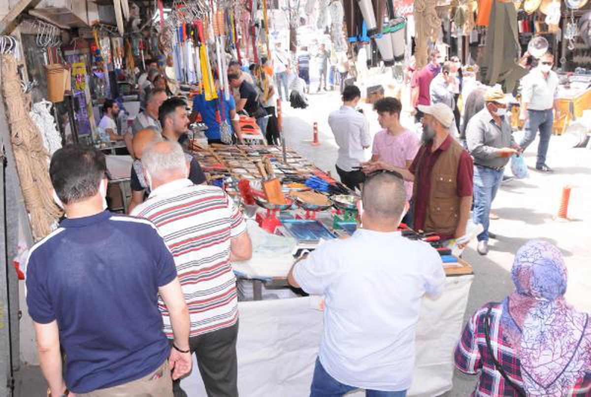 Bıçakçıların son gün yoğunluğu
