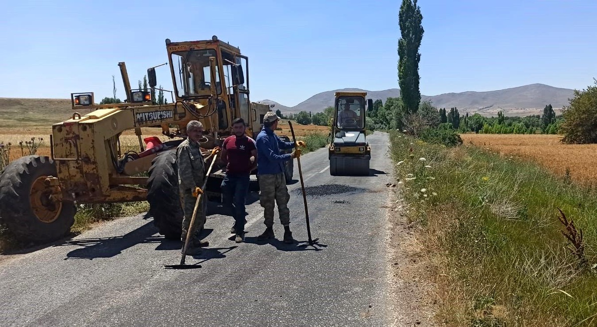 Büyükşehir\'den güvenli bayram için yollarda bakım çalışması