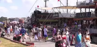 Didim'de bayram yoğunluğu