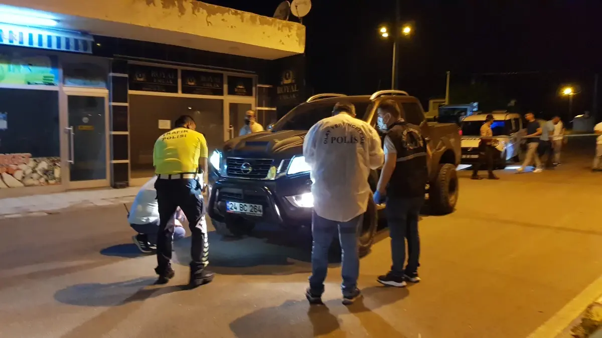 Kamyonetin çarptığı yaya yaşamını yitirdi