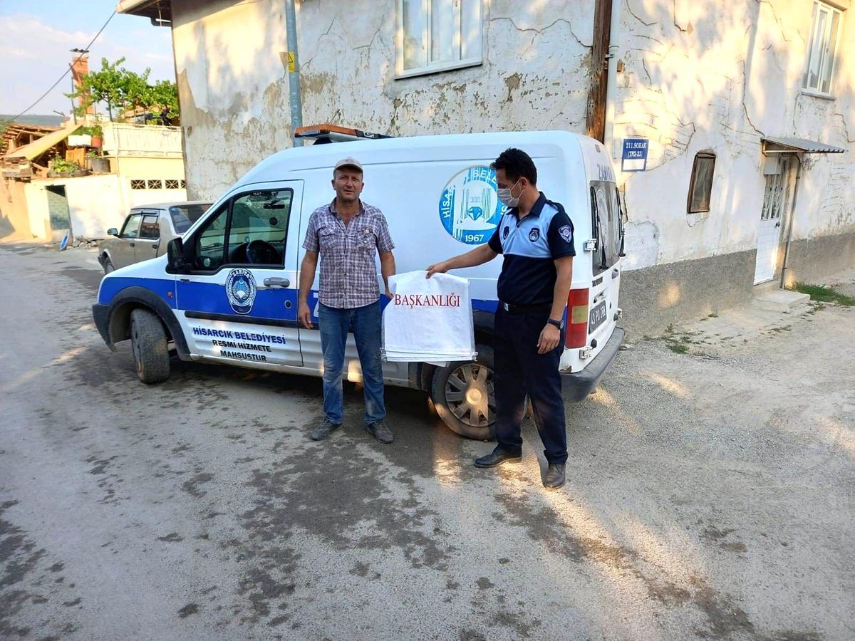 Hisarcık Belediyesi 5 bin kurban atık poşeti dağıttı