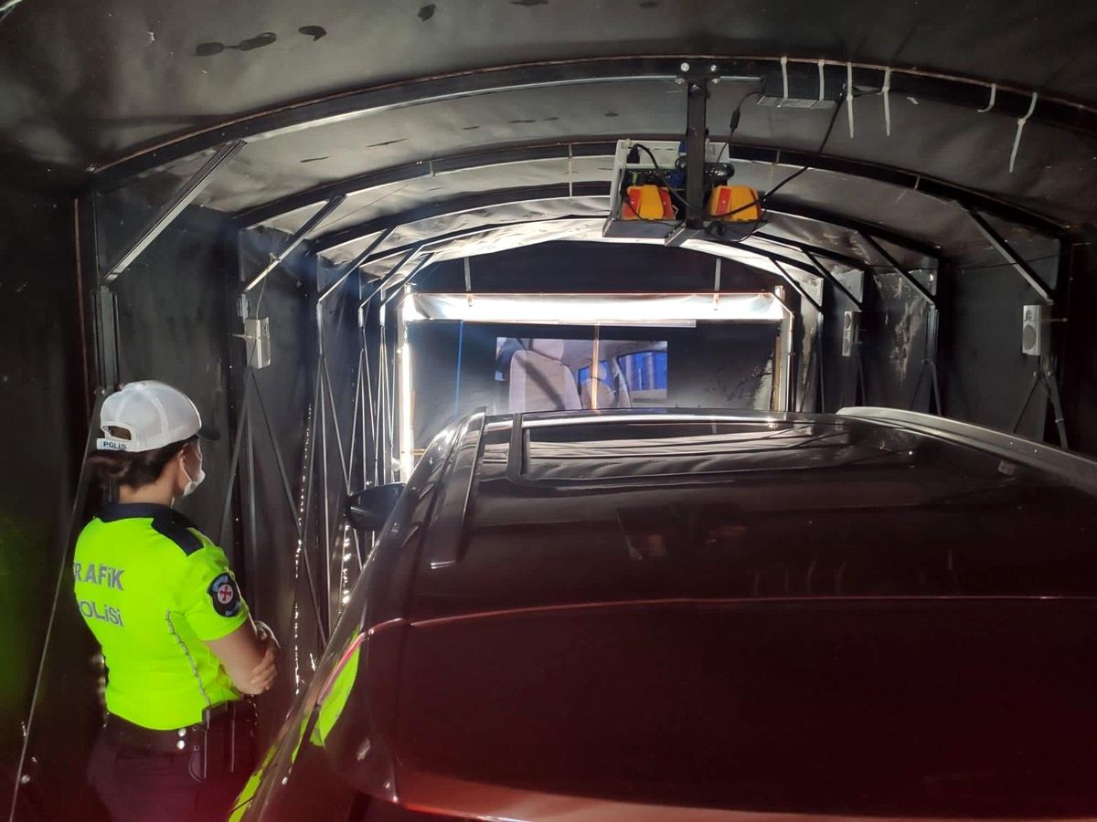 Kırklareli\'nde trafik denetiminde sürücüler uyarıldı