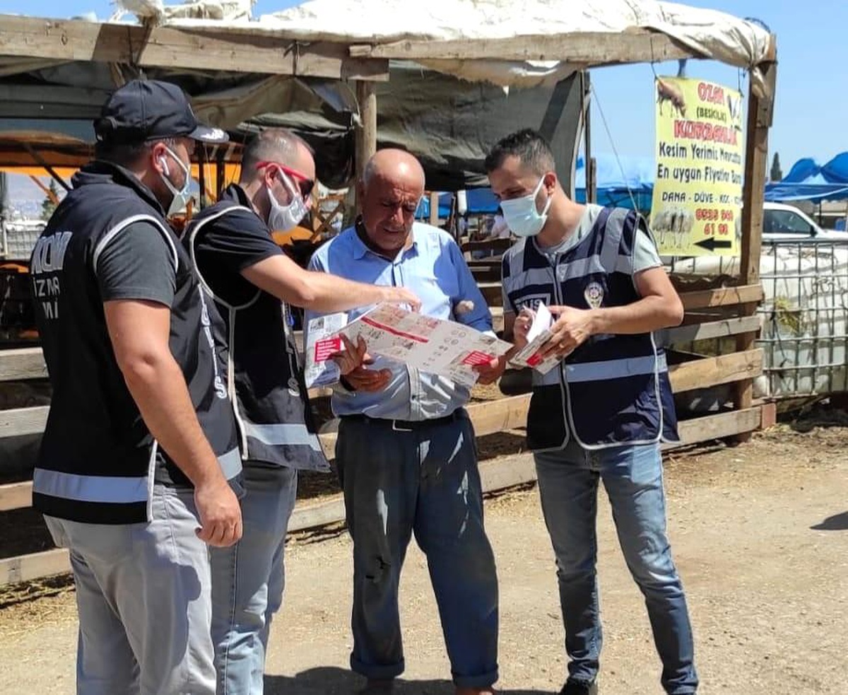 Kurban pazarında \'sahte para\' uyarısı