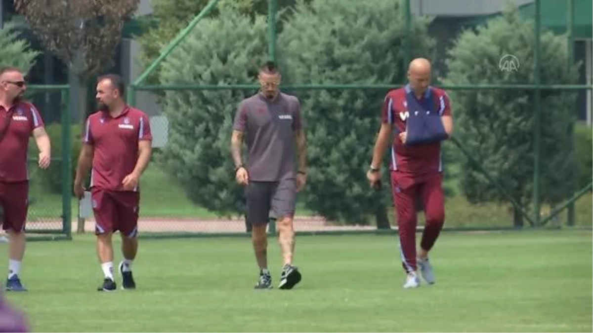 Son dakika: Trabzonspor\'un yeni transferi Marek Hamsik: "Bu şehirde herkes futbol için yaşıyor"