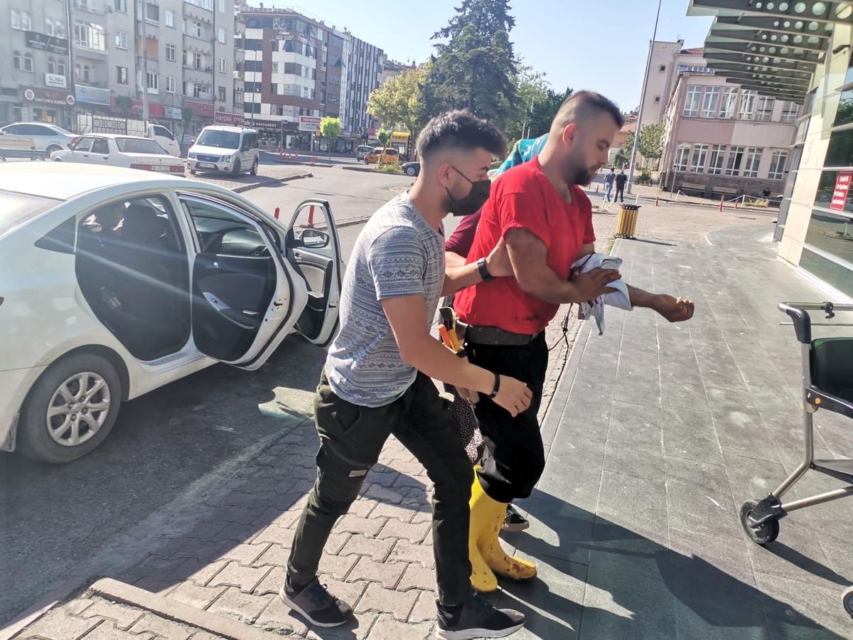 Acemi kasaplar hastanelere koştu