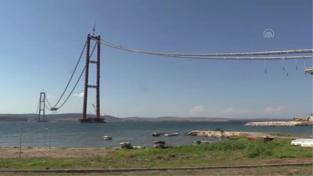 ÇANAKKALE - "1915 Çanakkale Köprüsü"nün tabliye montaj çalışmaları devam ediyor
