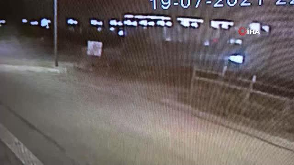 Son Dakika | Kendi aracının altında kalarak can verdi... O anlar kamerada