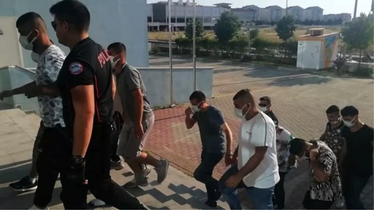 Son dakika haber! Polis silahlı saldırıyı önledi: 12 gözaltı