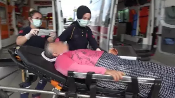 Kurbanlık kesiminde silahlı kavga çıktı, 2 kişi yaralandı Kurbanlık kesiminde silahlı kavga çıktı, 2 kişi yaralandı