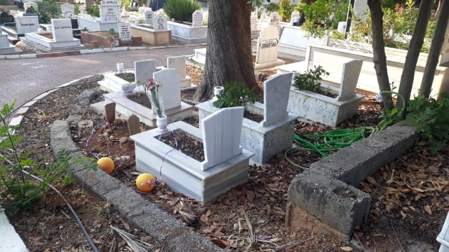 Görüntüler merak uyandırmıştı! Çocuk mezarlarına balon bağlayan vatandaşın sırrı çözüldü