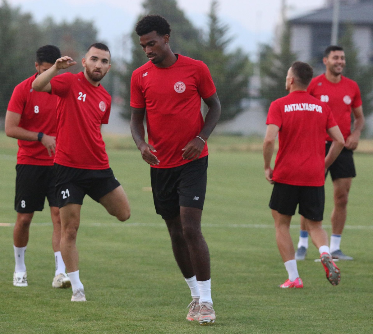 Antalyaspor, yeni sezon hazırlıklarını sürdürdü