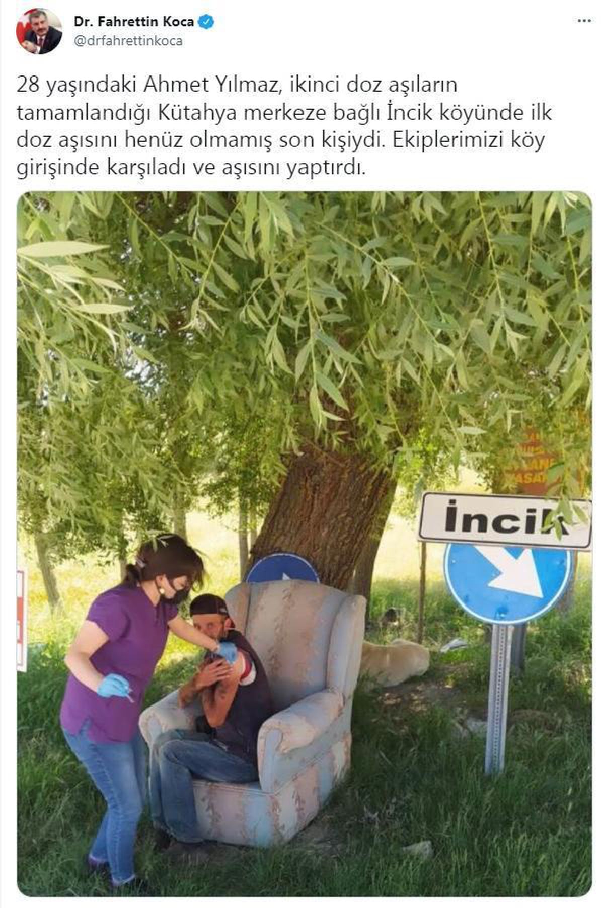 Son dakika haberleri: Bakan Koca: Köyde aşısını olmayan tek kişiye köy girişinde aşı yapıldı