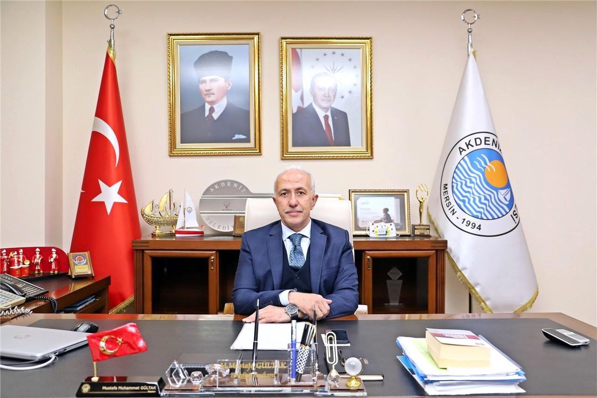 Akdeniz Belediye Başkanı Gültak, "belediyenin zorla bağış topladığı" iddiasını yalanladı