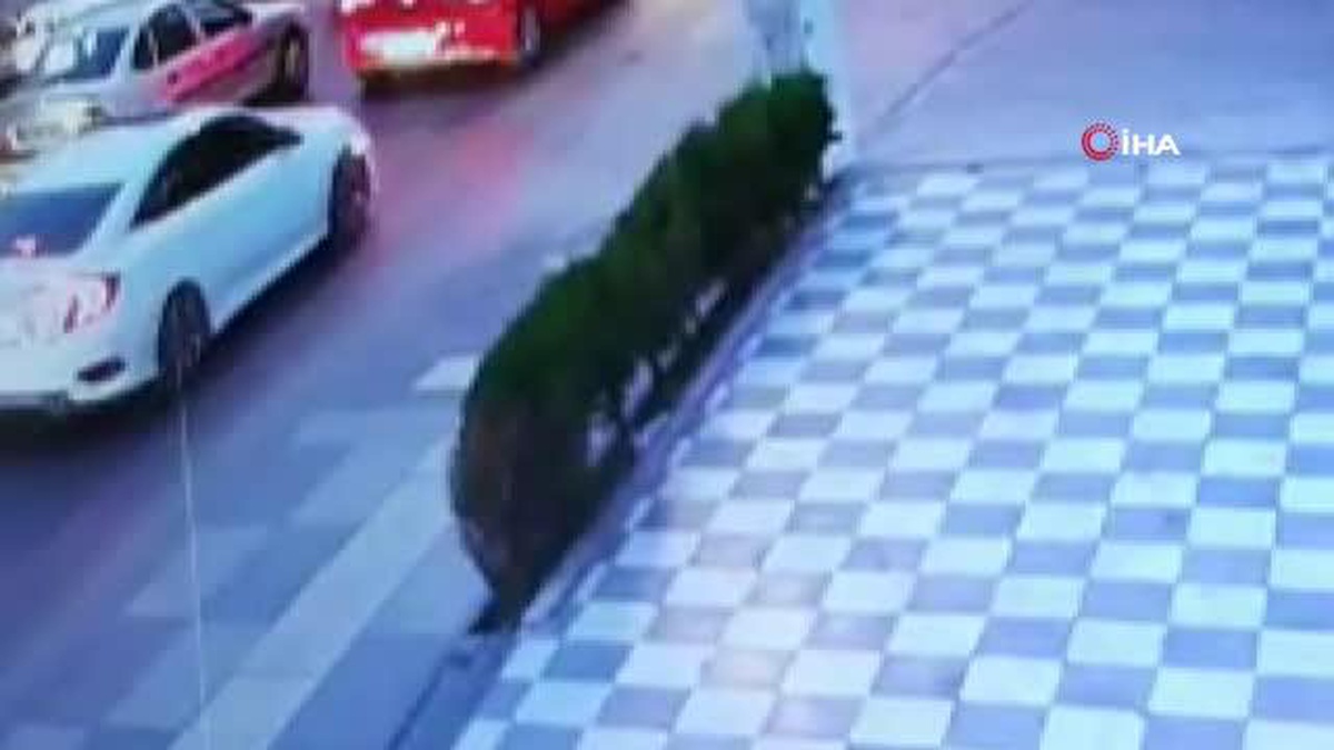 Son dakika haber: Başkent\'te 7 kişinin yaralandığı zincirleme kaza kamerada