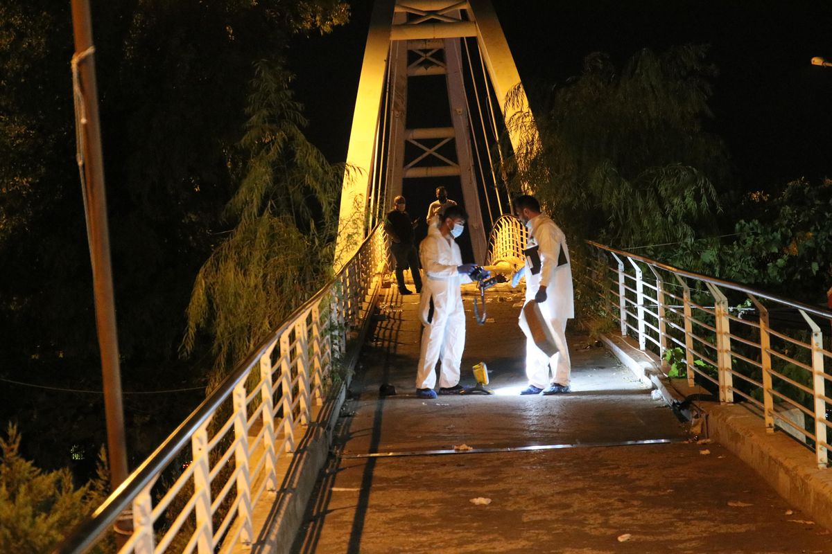 Son dakika haberi: İzmir\'de bir kişinin öldüğü bıçaklı kavgayla ilgili 6 kişi tutuklandı