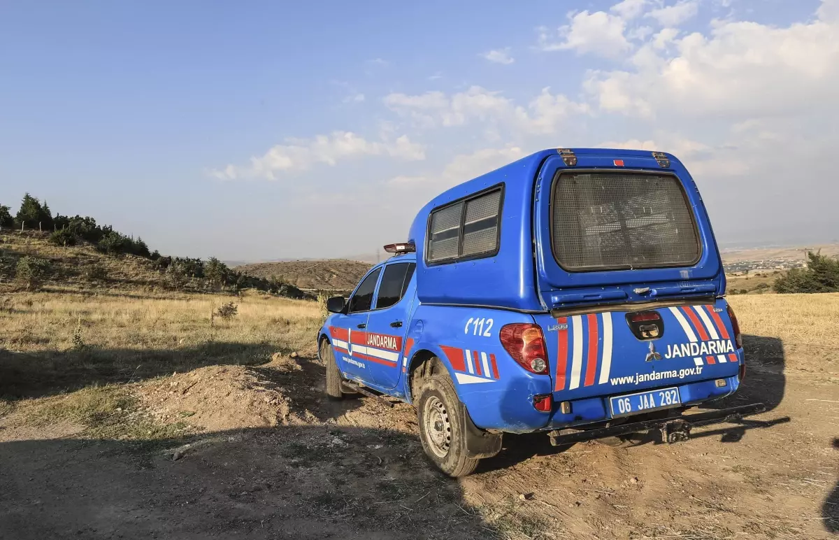 Kaçan kurbanlığı yakalamaya çalışırken kaybolan genci arama çalışmaları sürdü