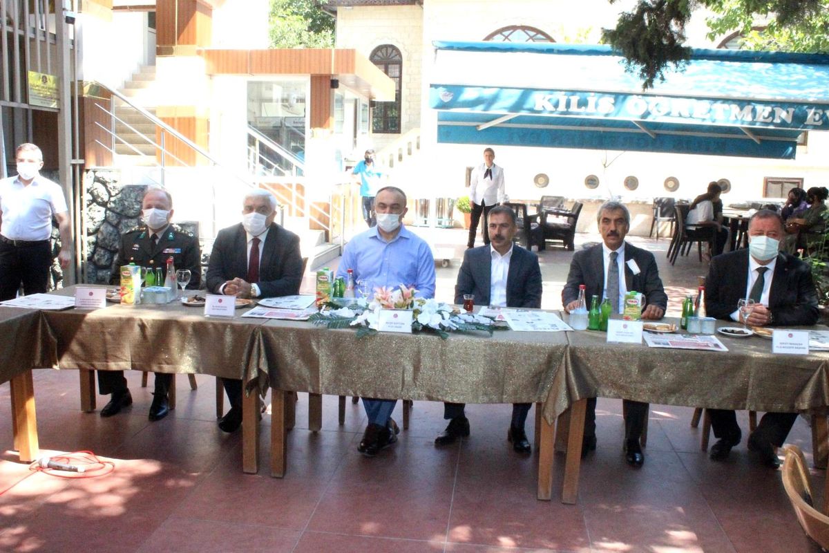 Kilis\'te protokol bayramlaşması