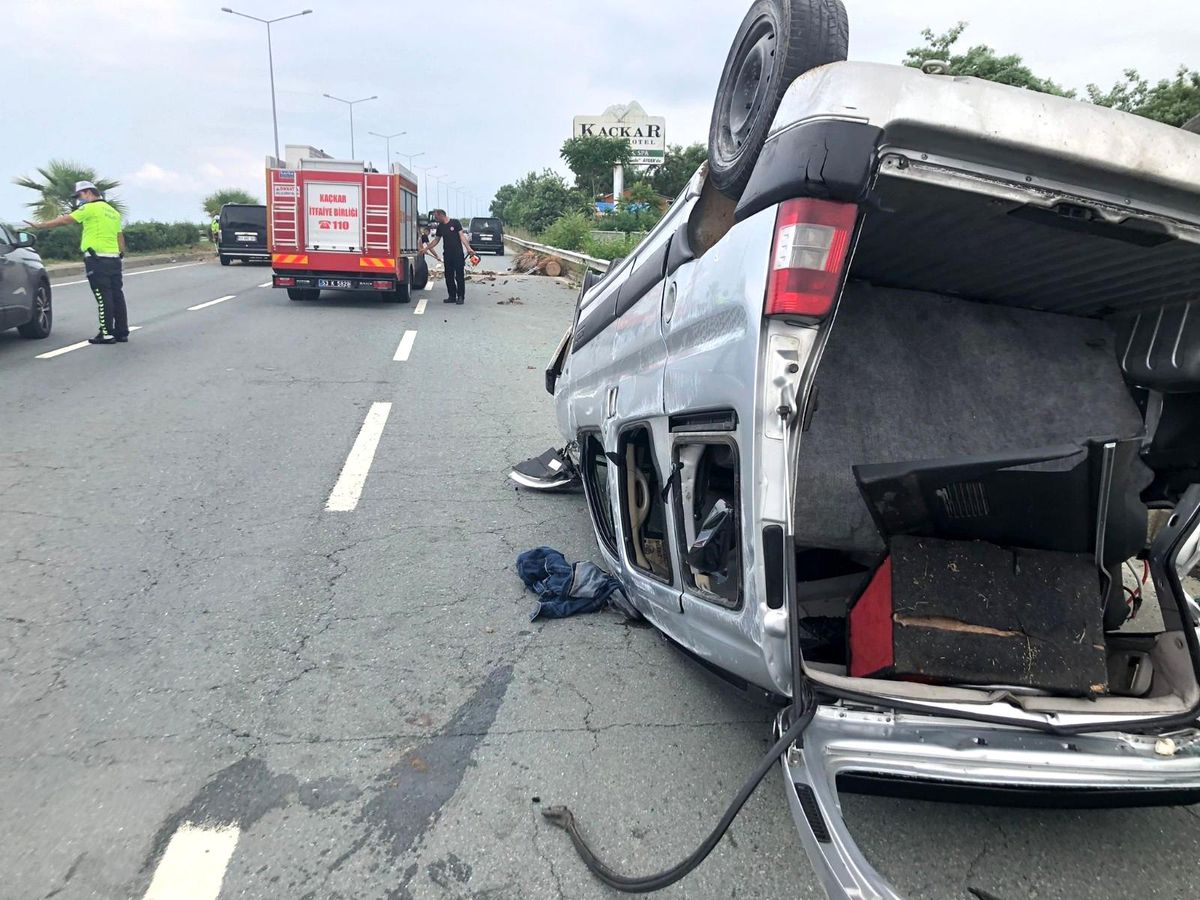 Son dakika haberi! Rize\'de trafik kazası: 1 yaralı