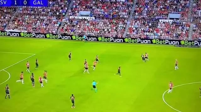 TV8'de kesilen yayın illegal bahis reklamlarından mı kaynaklı? O iddiaya jet yanıt geldi TV8'de kesilen yayın illegal bahis reklamlarından mı kaynaklı? O iddiaya jet yanıt geldi