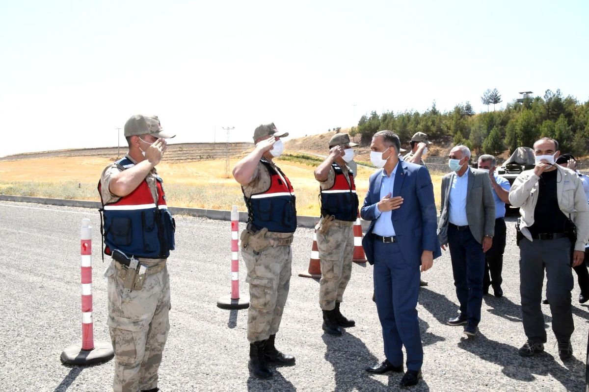 Vali Mahmut Çuhadar, uygulama noktalarını ziyaret etti