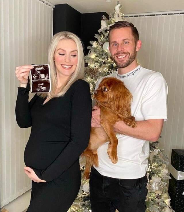 Çocuklara cinsel tacizde bulunduğu iddiasıyla yargılanan Evertonlı Sigurdsson'un eşi evi terk etti Çocuklara cinsel tacizde bulunduğu iddiasıyla yargılanan Evertonlı Sigurdsson'un eşi evi terk etti