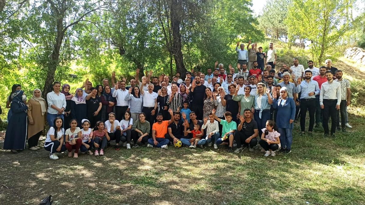 Hakkari AK Parti\'de bayramlaşma programı