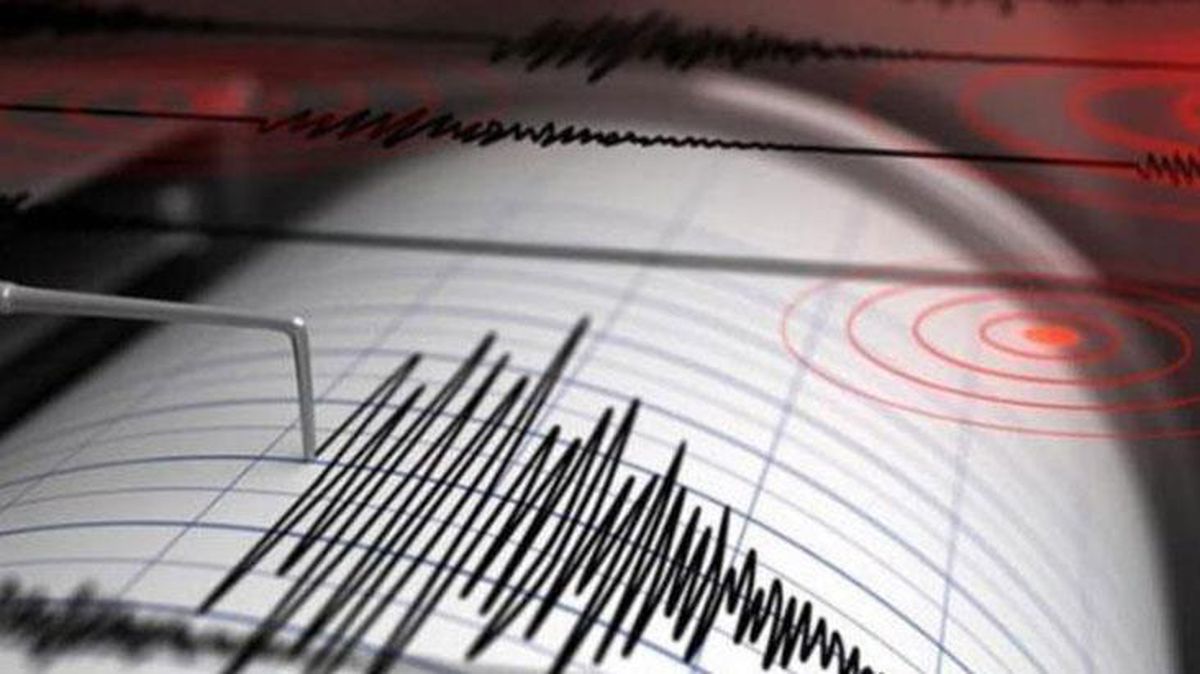 İzmir sallanıyor! Yarım saat arayla 2 deprem meydana geldi