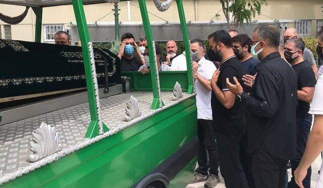 Kardeşinin ölümüyle yıkılan Alişan'dan yeni paylaşım: Allah'ım tüm hastalara şifa versin Kardeşinin ölümüyle yıkılan Alişan'dan yeni paylaşım: Allah'ım tüm hastalara şifa versin